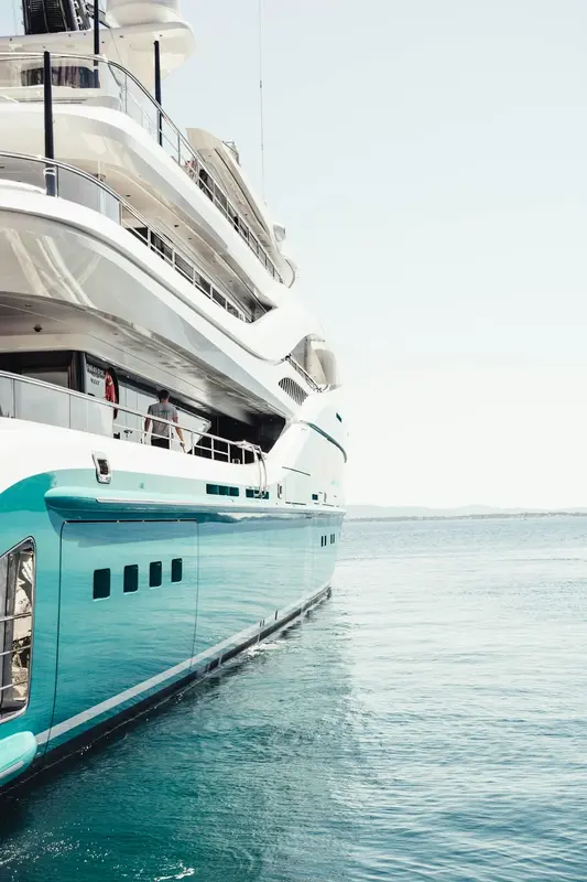 Bonvoyage.Yachts Premium Domain